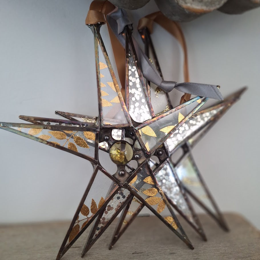 star glass gold silver group